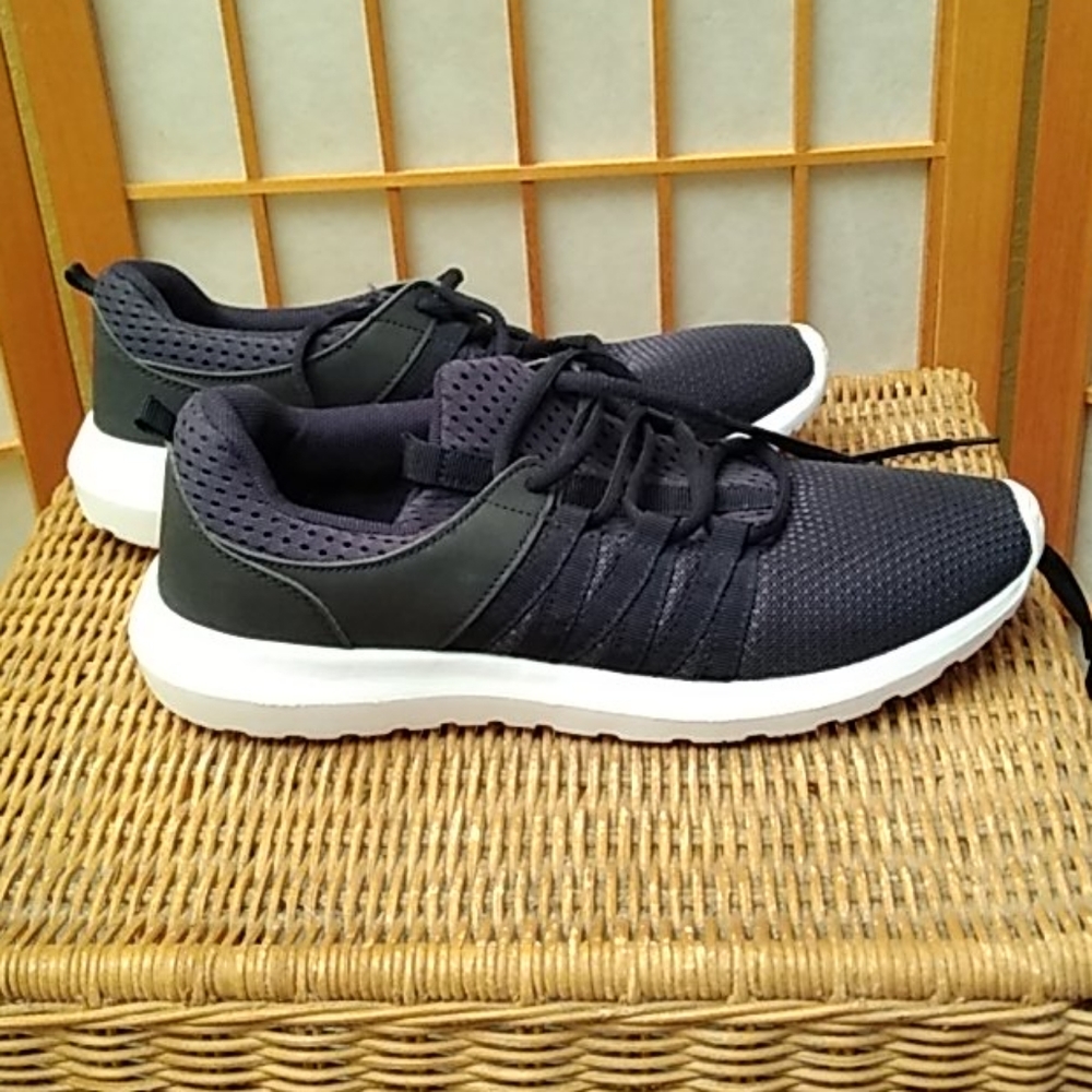NWOT, Tex Athletic sneakers